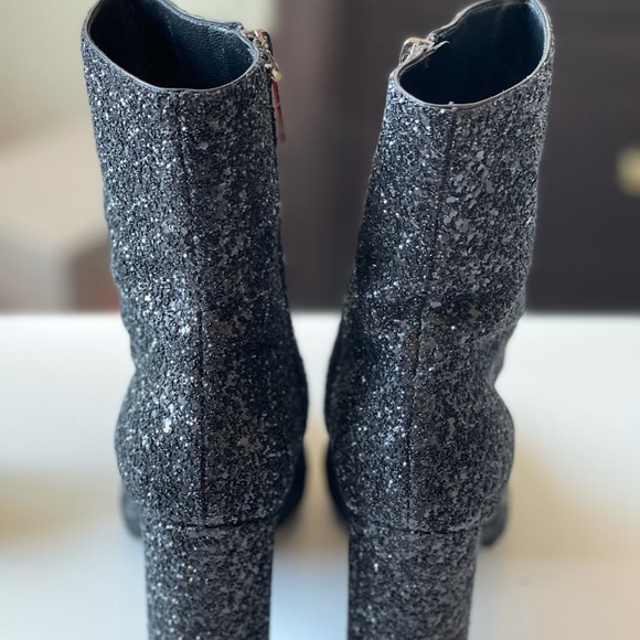 Saint Laurent Ankle Boots - Picture 3 of 6